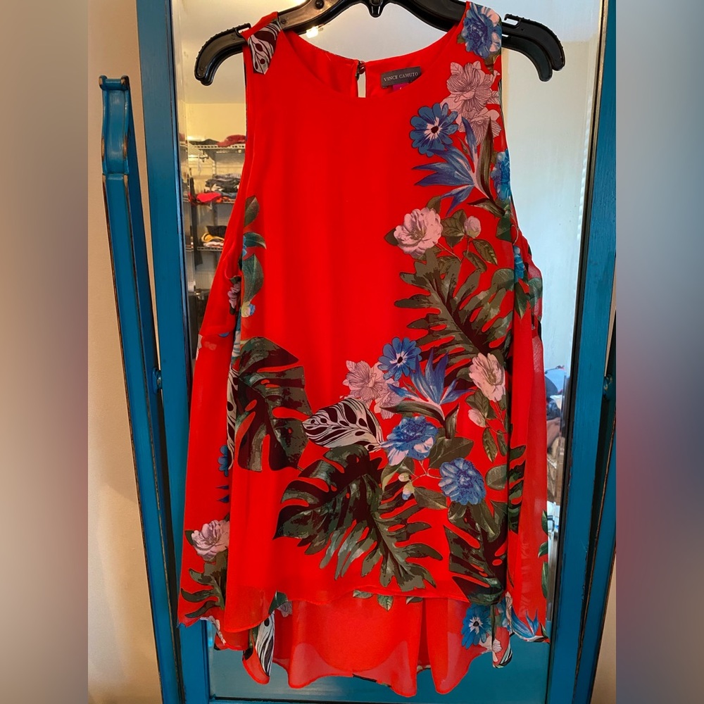 Vince Camuto Tropical Hi-Low Sleeveless Blouse